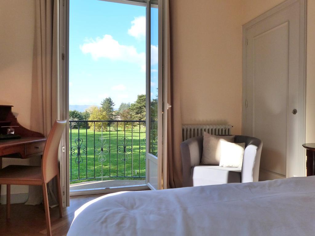 Bed and Breakfast La Maison De Roussille Francheville  Номер фото